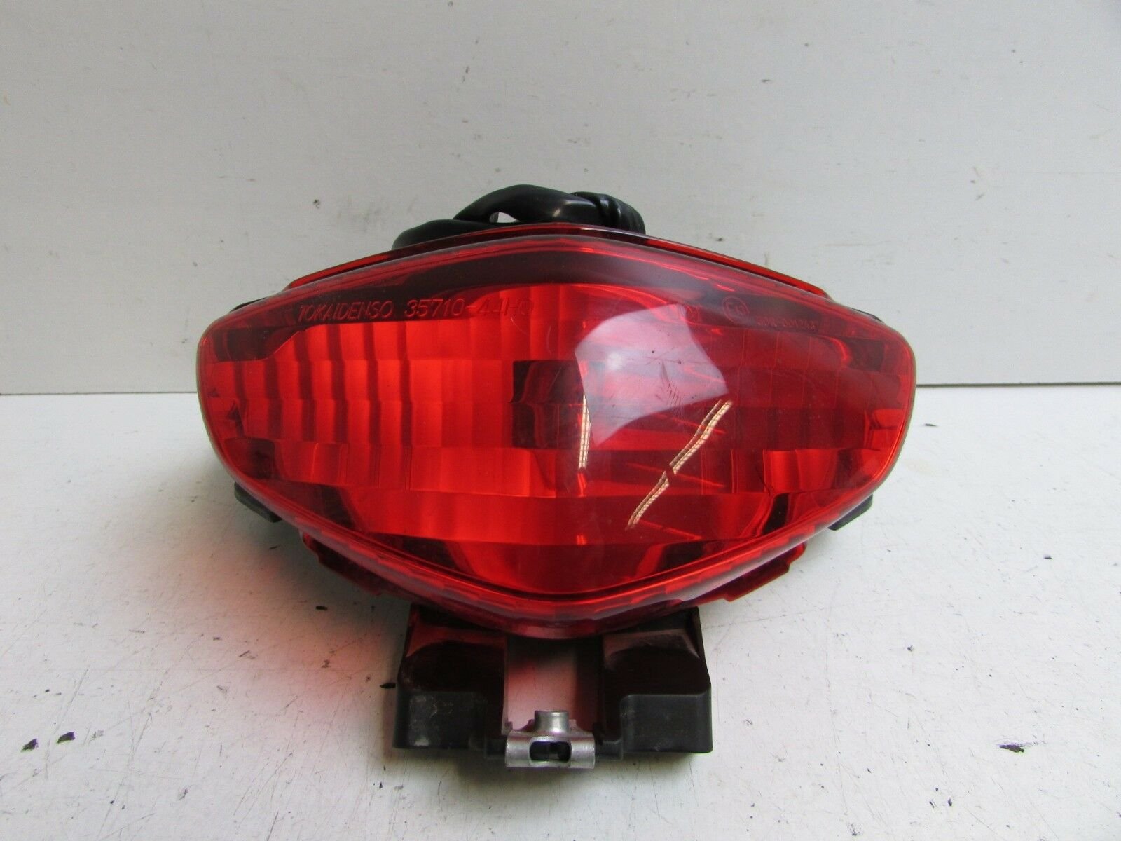 Suzuki SFV650 SFV 650 Gladius 2009 - 2014 OEM Rear Tail Light Back Lamp ...